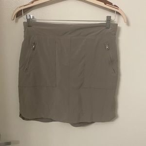Athleta skort 6 tall tan slate